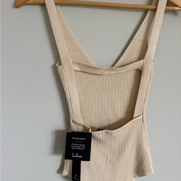NWT Lulu's Emberlin Open Back Ribbed Bodysuit - Picture 10 of 12